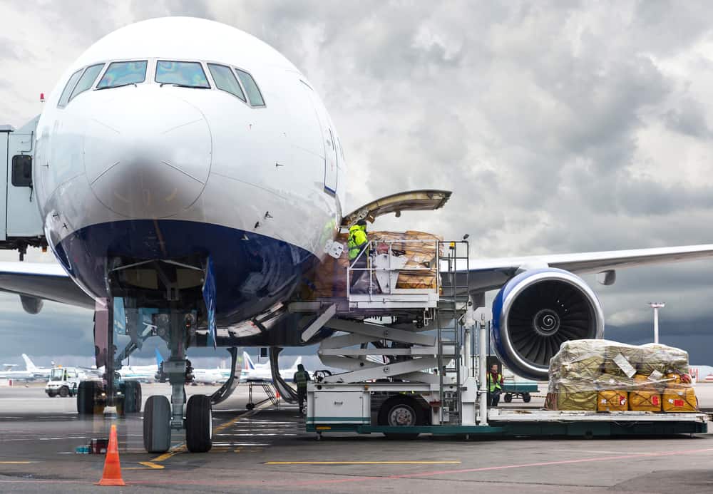 insights-on-airline-cargo-and-costs